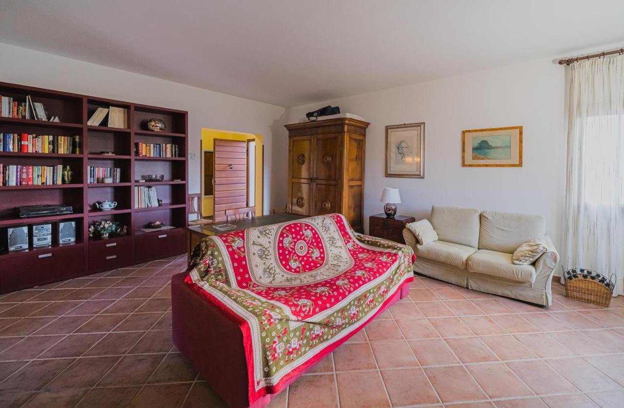 Villa Doddy Nei Pressi Di Barbarossa Порто-Аццурро Екстер'єр фото